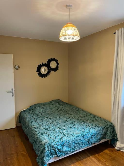 Logements Chaleureux Dans Maison Avec Piscine A 35 Min De Lyon Alix المظهر الخارجي الصورة
